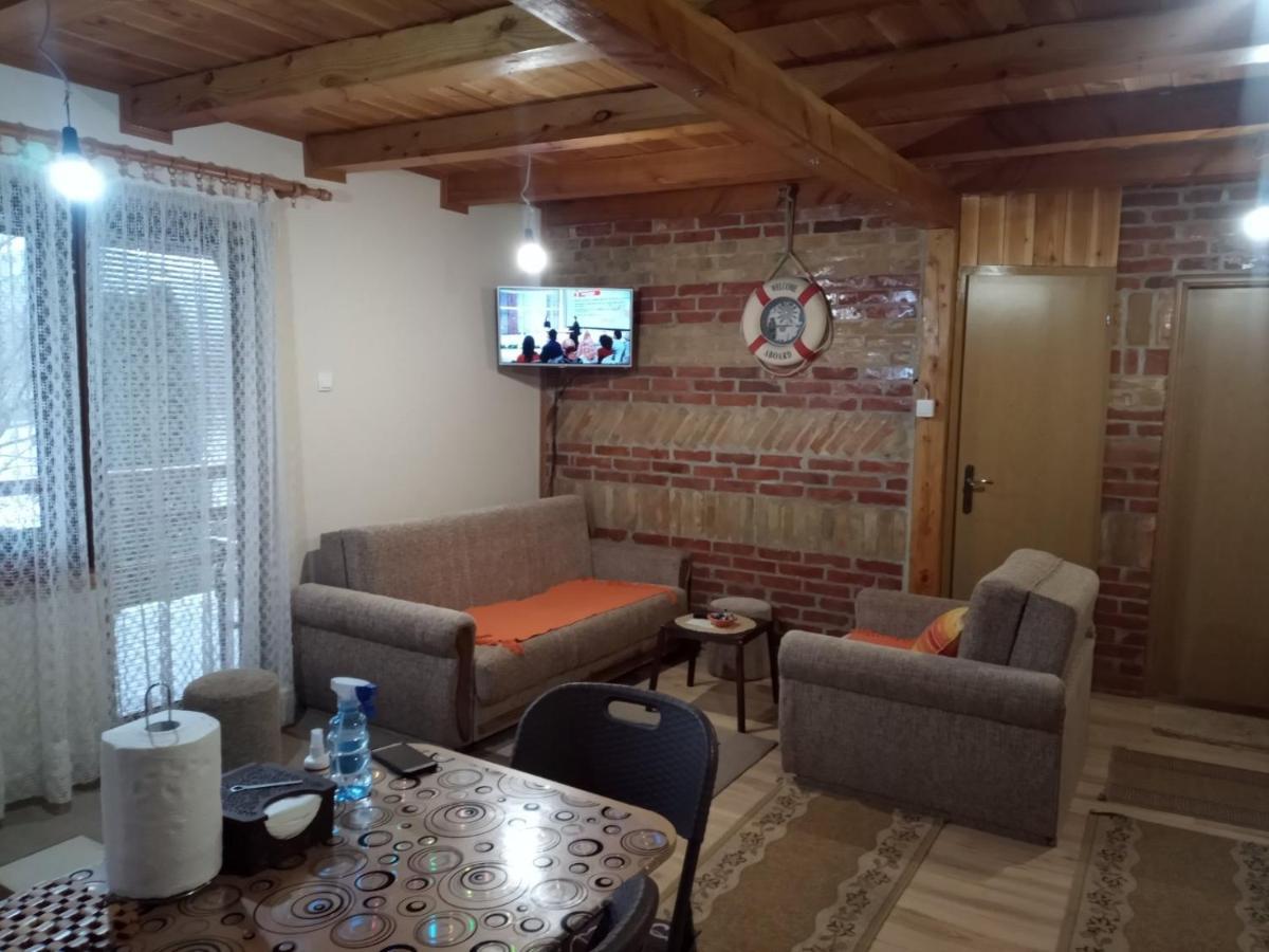 Apartman "Kapetana Luka" Ljubovija Εξωτερικό φωτογραφία