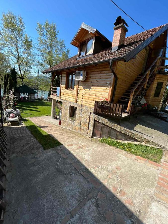 Apartman "Kapetana Luka" Ljubovija Εξωτερικό φωτογραφία