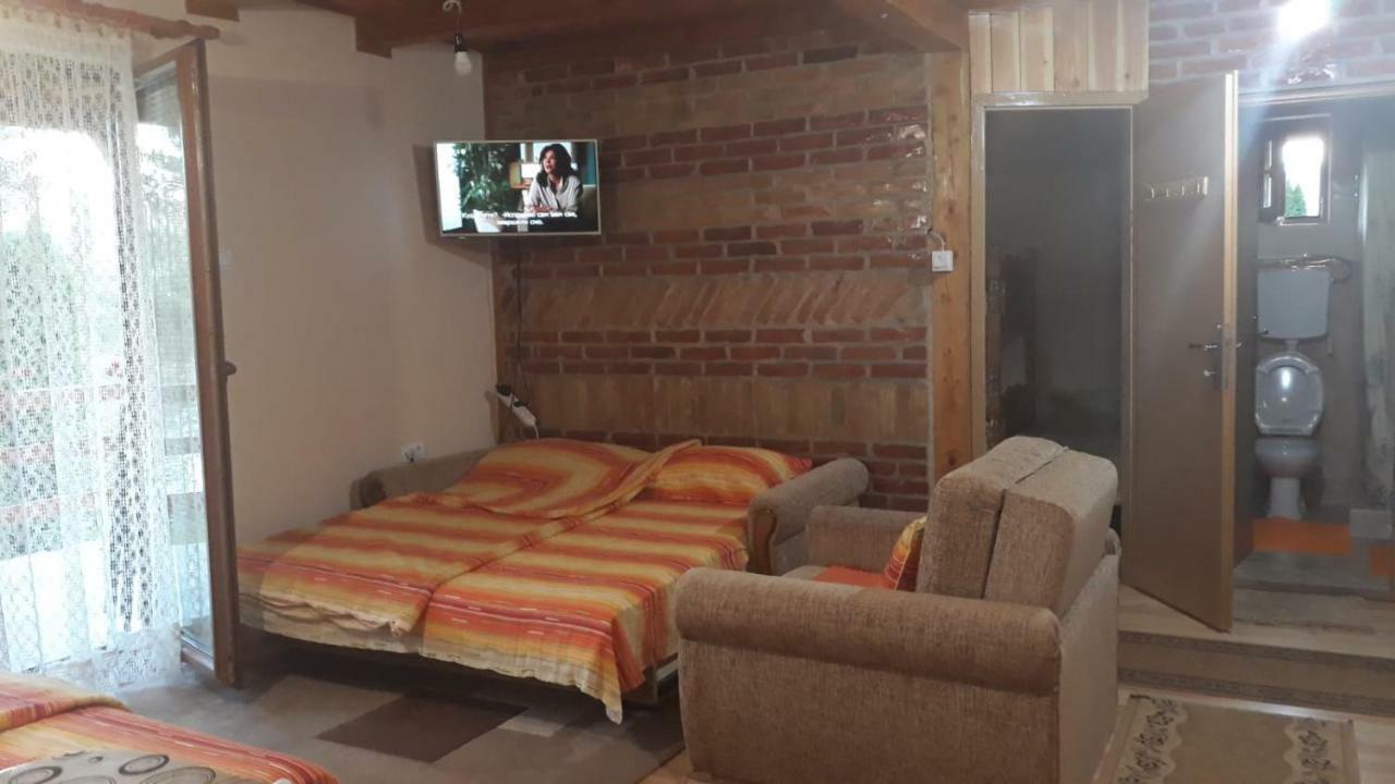 Apartman "Kapetana Luka" Ljubovija Εξωτερικό φωτογραφία